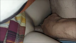 Back to school, stepdaughter and stepfather secretly fuck at night, they must not make noise or the wife wakes up