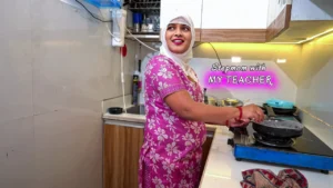 My Hijabi muslim stepmom takes help from my Teacher for exam, teacher fucked hard my stepmom in kitchen with Clear Hindi Audio.