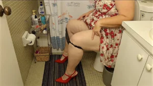 Jamdown26 – Big fat ass white hijab woman in her wildest porn video shaking her phat juicy booty on black man cock